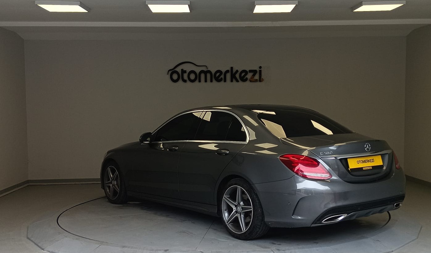 MERCEDES C 4